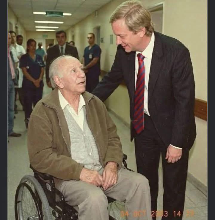 Paul Schaefer en excelente compañía.