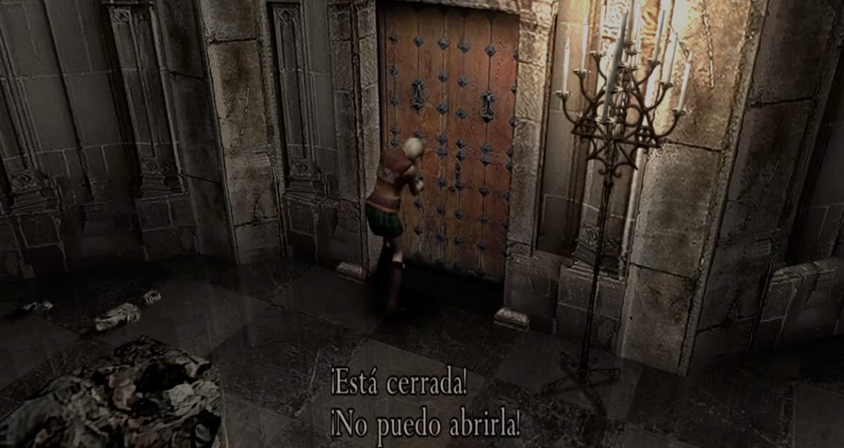 Uma menina loira com roupa de colegial tenta abrir uma porta grande de madeira, ambiente escuro de castelo europeu, legenda diz "esta cerrada, no puedo abrirla". Uma menina loira com roupa de colegial tenta abrir uma porta grande de madeira, ambiente escuro de castelo europeu, legenda diz "esta cerrada, no puedo abrirla".