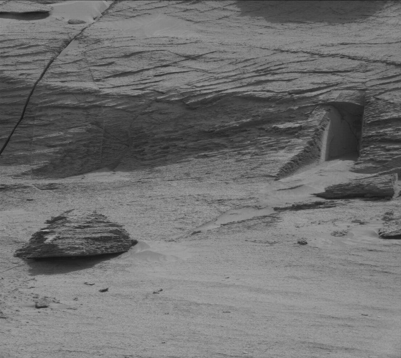 Image taken by Mast Camera (Mastcam) onboard NASA's Mars rover Curiosity on Sol 3466 (2022-05-07 07:58:16 UTC). Image taken by Mast Camera (Mastcam) onboard NASA's Mars rover Curiosity on Sol 3466 (2022-05-07 07:58:16 UTC).