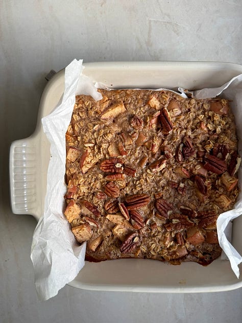 Apple cinnamon baked oatmeal casserole, High protein almond butter magic shell overnight oats, Date balsamic salmon & greens bowls, Firecracker beef bowls, Blackened chicken red rice bowls, GF sun gold tomato pistachio pasta