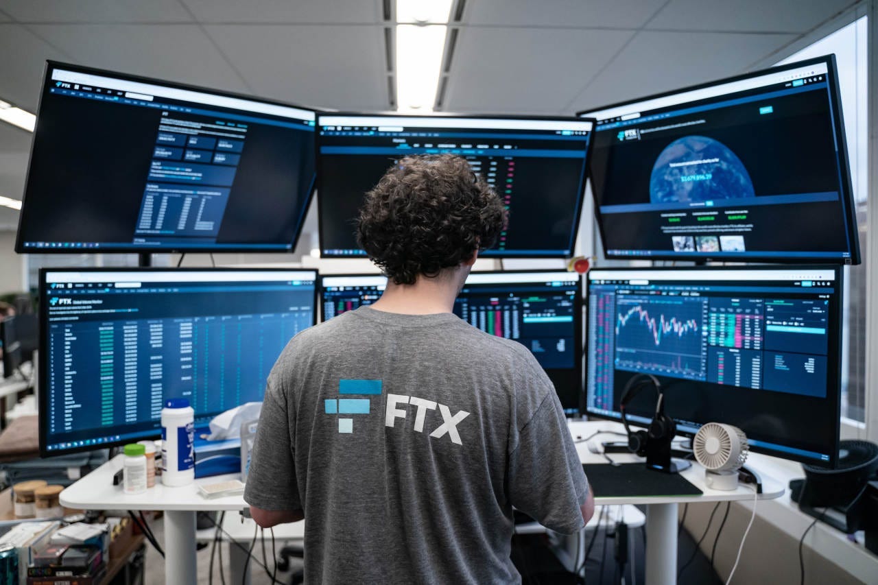 FTX and Sam Bankman-Fried: Your Guide to the Crypto Crash - WSJ