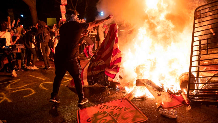 George Floyd protests updates: Trump threatens military action