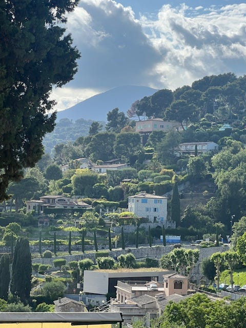 Cobblestone streets and galleries of Saint-Paul-de-Vence