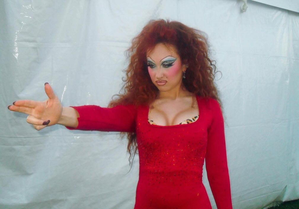 Chappell Roan Paid Homage to Drag Icon Divine With Skinny Brows and Blue  Eyeshadow