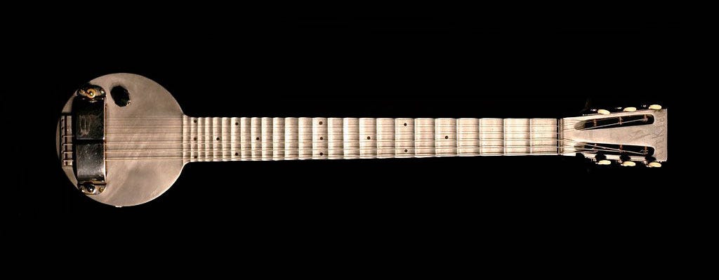 The First Electric Guitar - "The Frying Pan" | Electric Herald