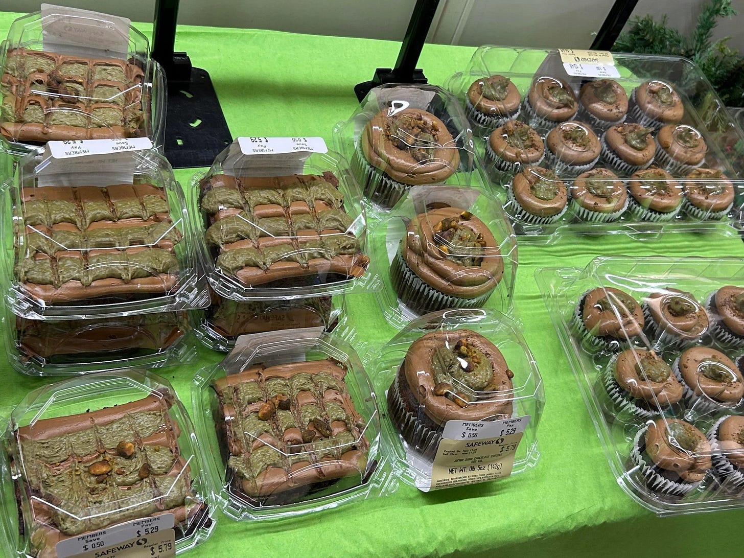 a bunch of pre-packaged pastries that look like I went to a dog park and started shoveling crap into clamshells. just awful looking chocolate buttercream with dark green sauce that looks more like a pea soup or chutney. what is wrong with you people. disgusting