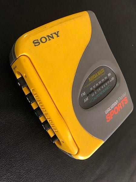 File:Walkman WM-SXF33.jpg