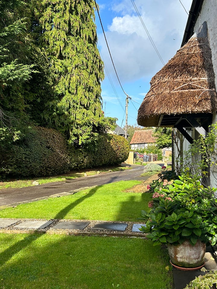 Two cottages in Dark Lane North, Steeple Ashton, Wiltshire. Images: Roland's Travels