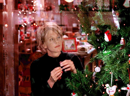 ☆ countdown to christmas ☆ day 1 of 24: you've got mail (1998) “'it's coming on christmas, they're cutting down trees.' do you... – @jakeperalta on Tumblr ☆ countdown to christmas ☆ day 1 of 24: you've got mail (1998) “'it's coming on christmas, they're cutting down trees.' do you... – @jakeperalta on Tumblr