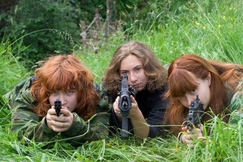 Ladies and guns - Part 11