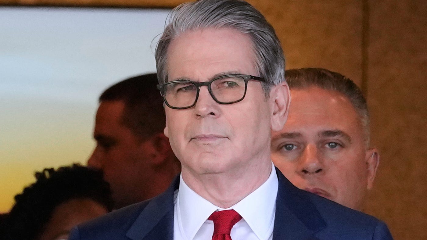 Title: South Korea US Image ID: 26133019137997 Article: U.S. Treasury Secretary Scott Bessent arrives at Incheon International Airport in Incheon, South Korea, Wednesday, May 13, 2026. (AP Photo/Ahn Young-joon)