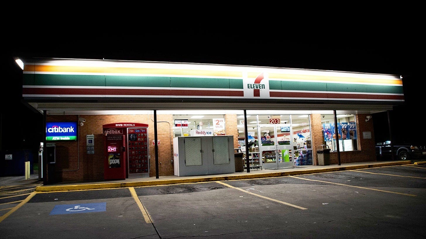 A 7-Eleven store at night. Image: Mr. Blue MauMau via Wikimedia Commons A 7-Eleven store at night. Image: Mr. Blue MauMau via Wikimedia Commons