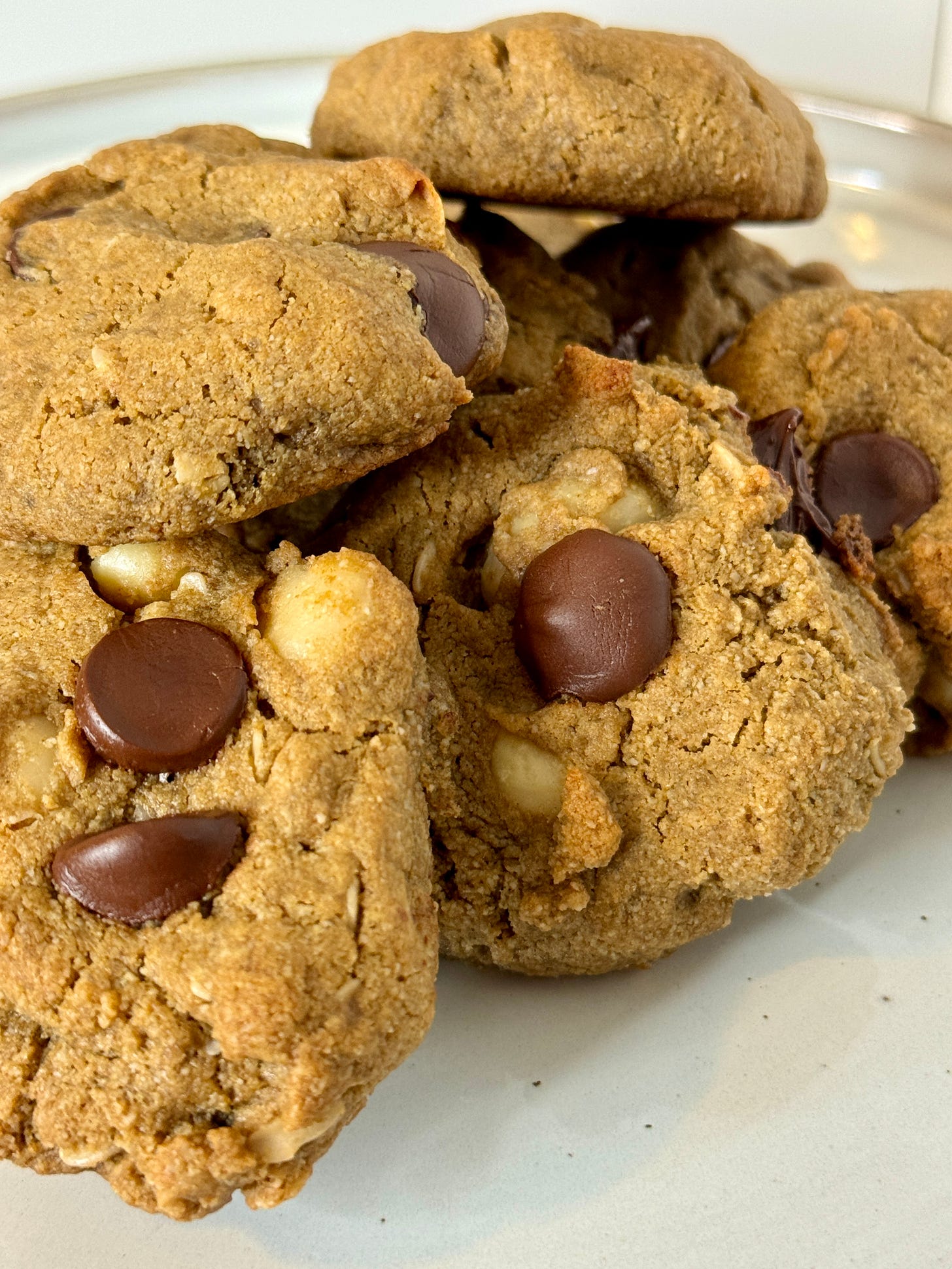 Dark chocolate macadamia nut cookies