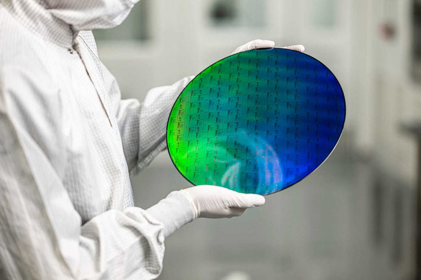 PsiQuantum Announces Omega, a Manufacturable Chipset for Photonic Quantum Computing — PsiQuantum PsiQuantum Announces Omega, a Manufacturable Chipset for Photonic Quantum Computing — PsiQuantum
