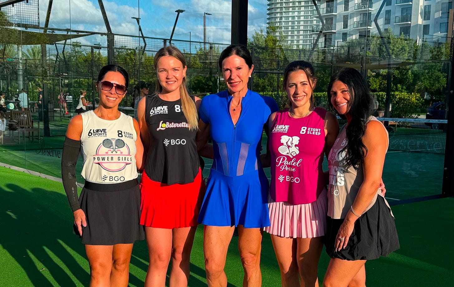 Andi Neugarten-Maio on a padel court with 6LoveSports players Andi Neugarten-Maio on a padel court with 6LoveSports players
