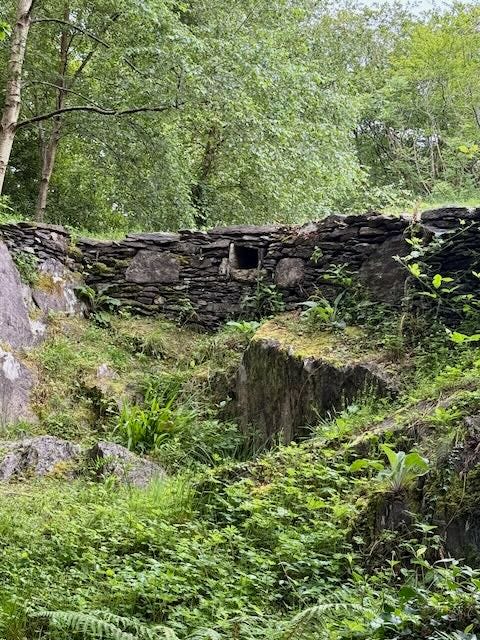 St Gobnit Shrine, Stone fort, tombstone