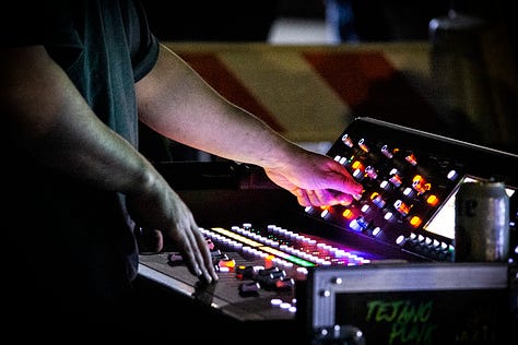 Giovannie and The Hired Guns / photos by Troy Larson