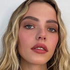 The French Eyeshadow Trick That Makes Makeup Look Expensive