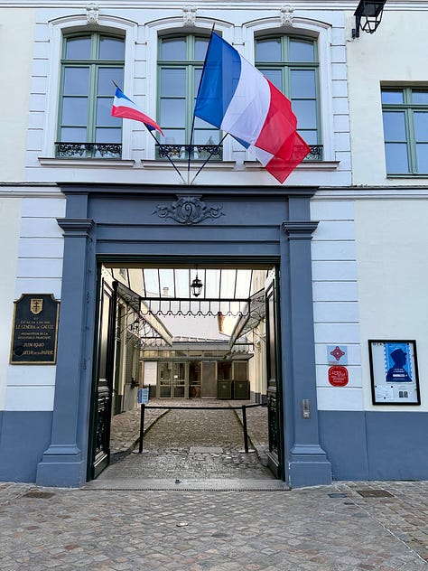 Façade and portrait of young Charles de Gaulle