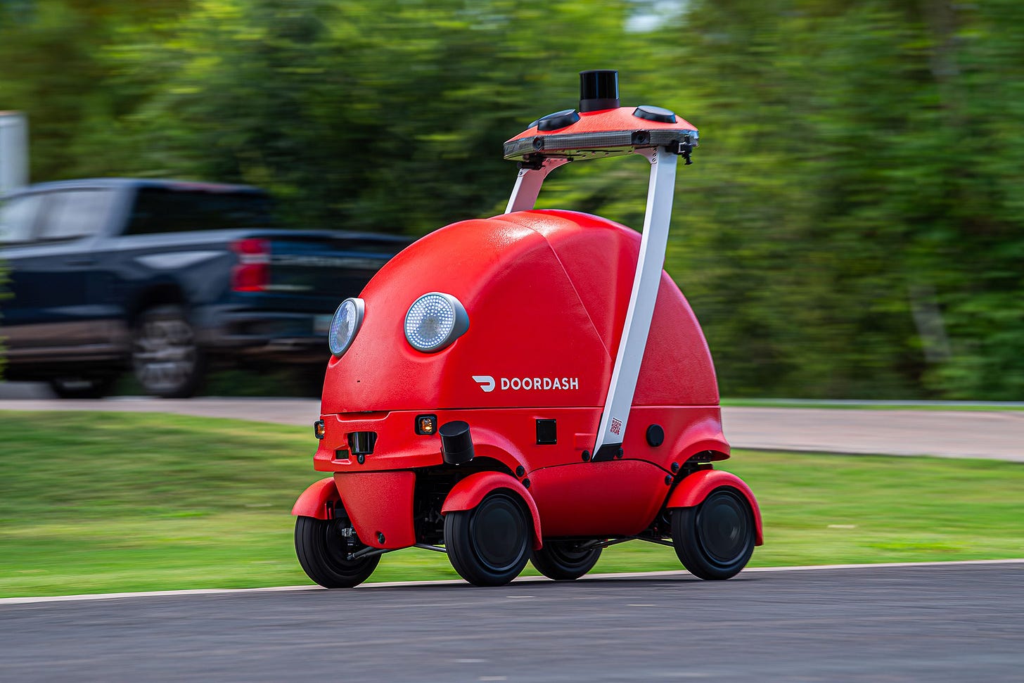 DoorDash's New Delivery Robot Rolls Out Into the Big, Cruel World | WIRED DoorDash's New Delivery Robot Rolls Out Into the Big, Cruel World | WIRED