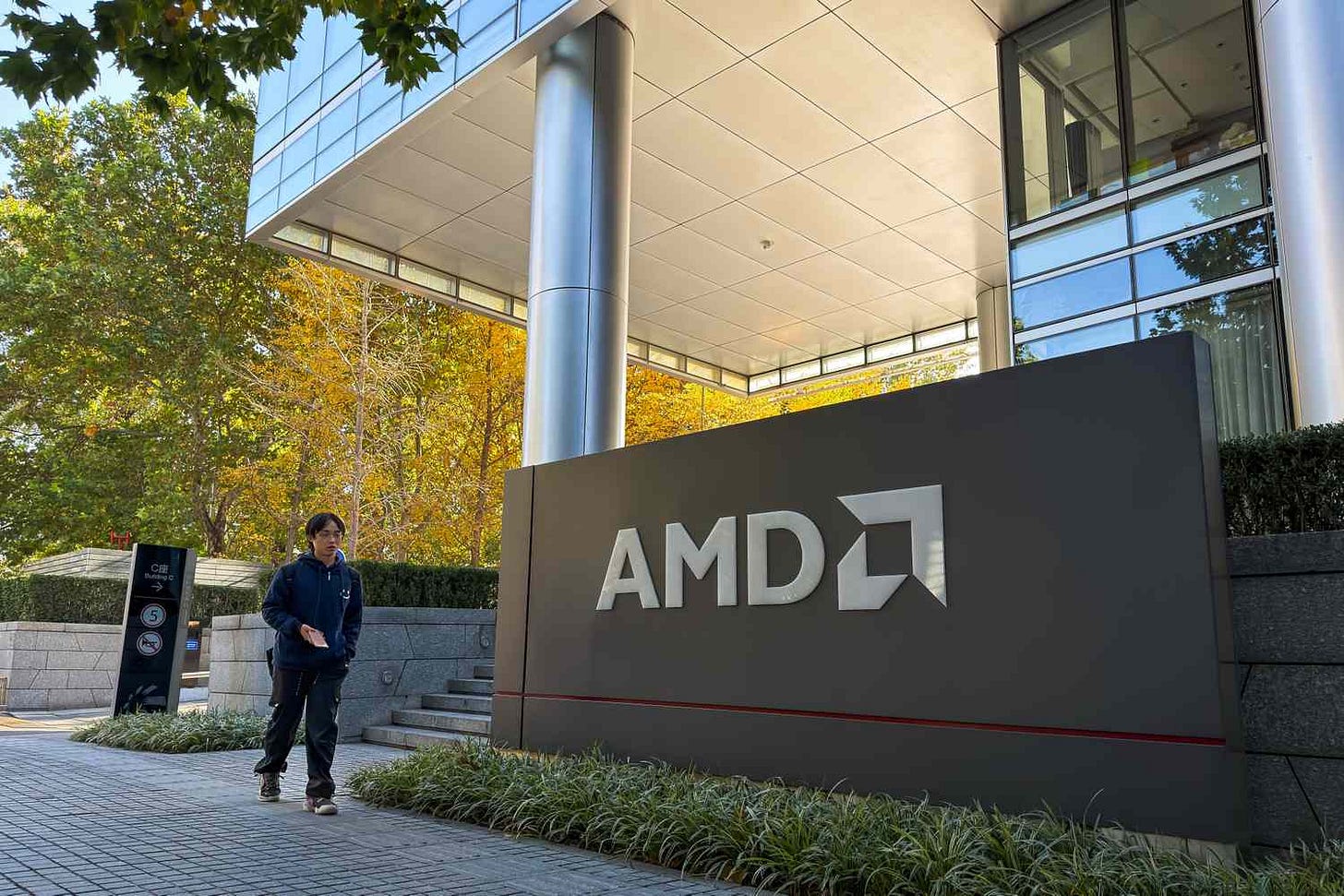 AMD CEO Lisa Su Said AI Demand Is 'Insatiable.' The Chipmaker's Stock Is  Soaring