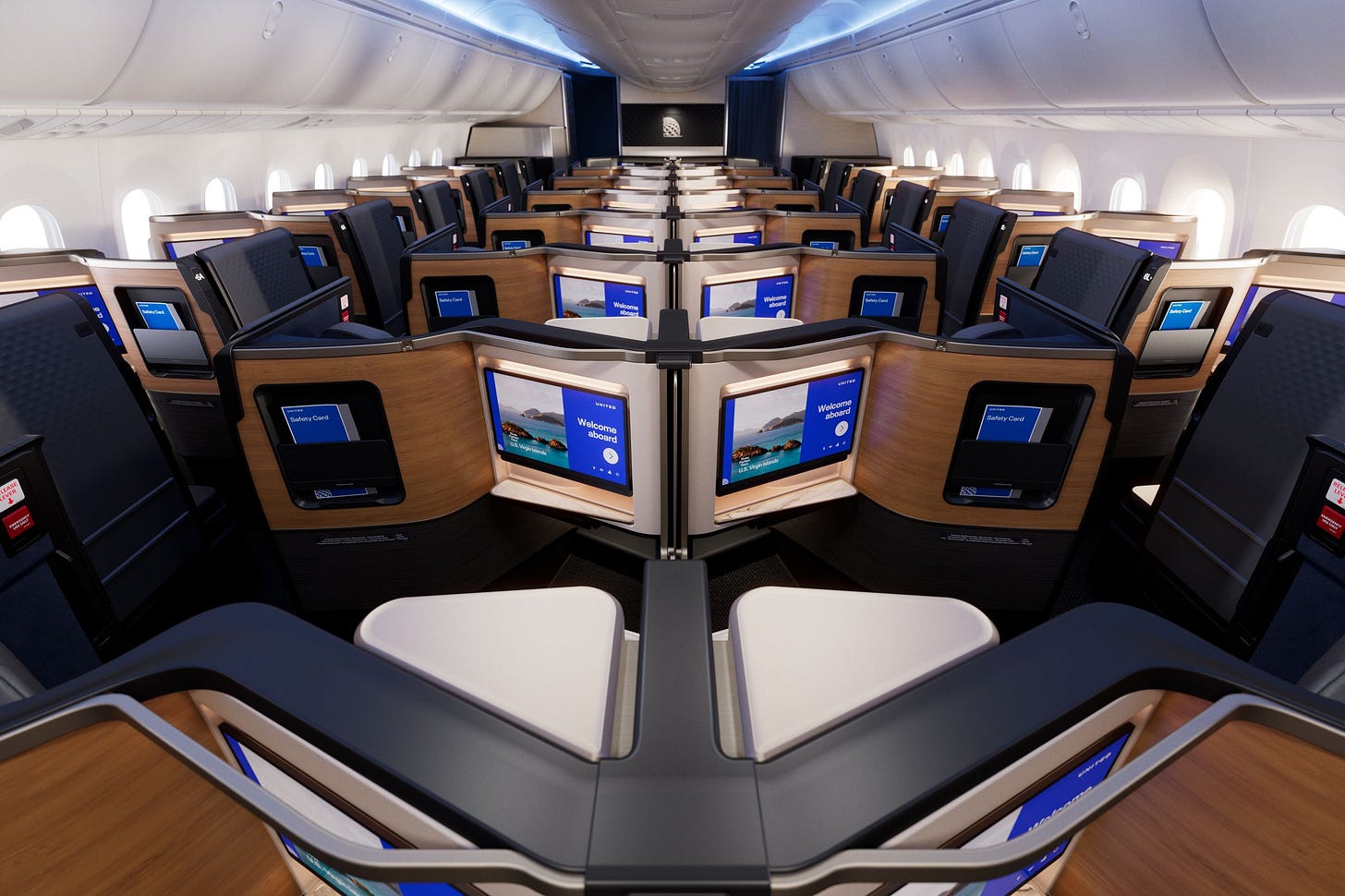 United Airlines Boeing 787-9 with Polaris Studio interior