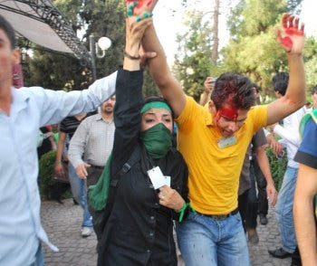 Gewalt im Iran: Bürgerjournalisten berichten