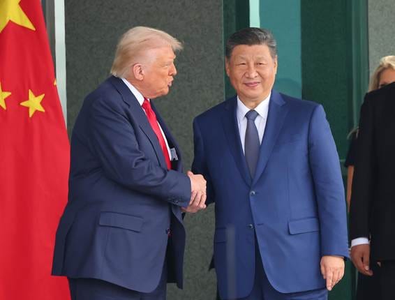 Trump viaja a Beijing, la cumbre que puede redefinir el orden mundial