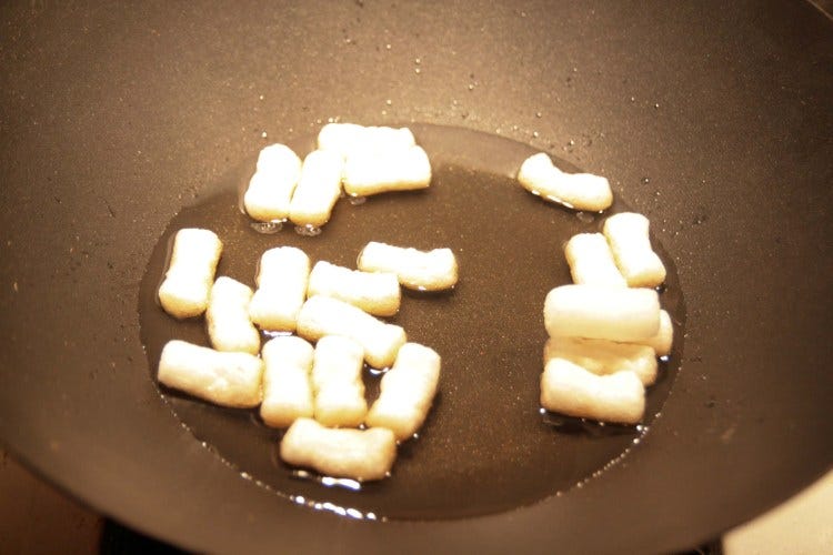 Packing Peanut Deep Fry