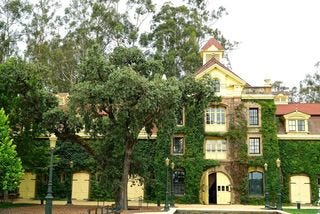 Rutherford - Exterior of Inglenook Rutherford - Exterior of Inglenook