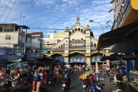 Mid afternoon shopping anyone? Photo: Stuart McDonald Mid afternoon shopping anyone? Photo: Stuart McDonald