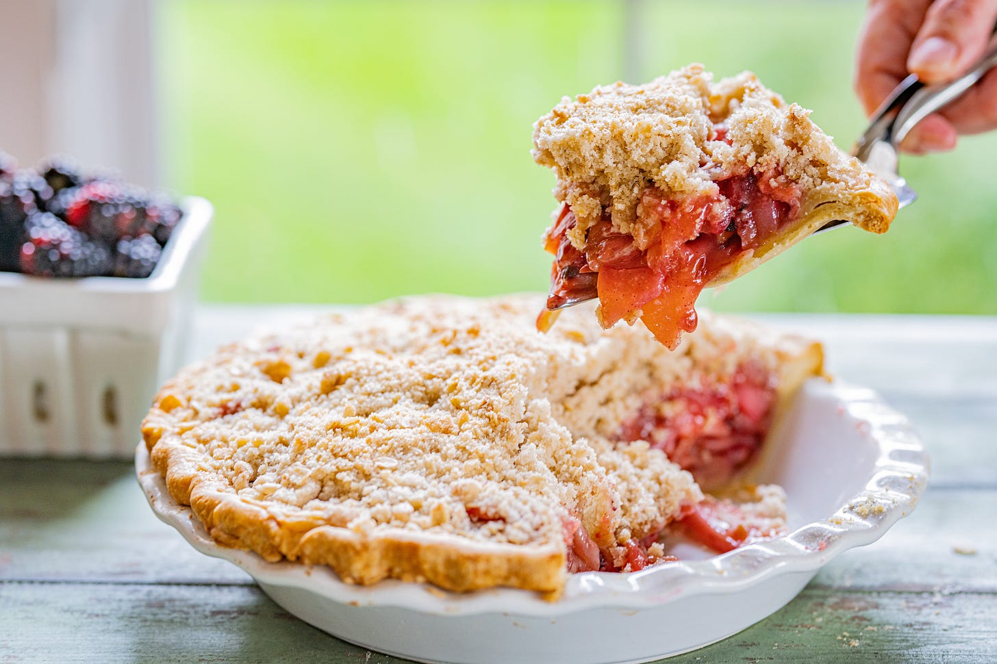 Apple pie with oatmeal crisp topping