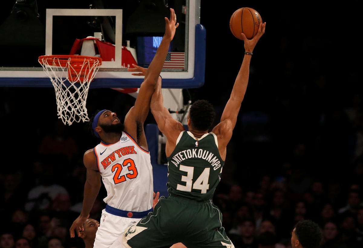Knicks' Mitchell Robinson Posts Record-Breaking Numbers Over First 100  Career Games