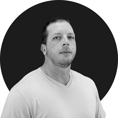 An Interview with South African Author Schalk Holloway
