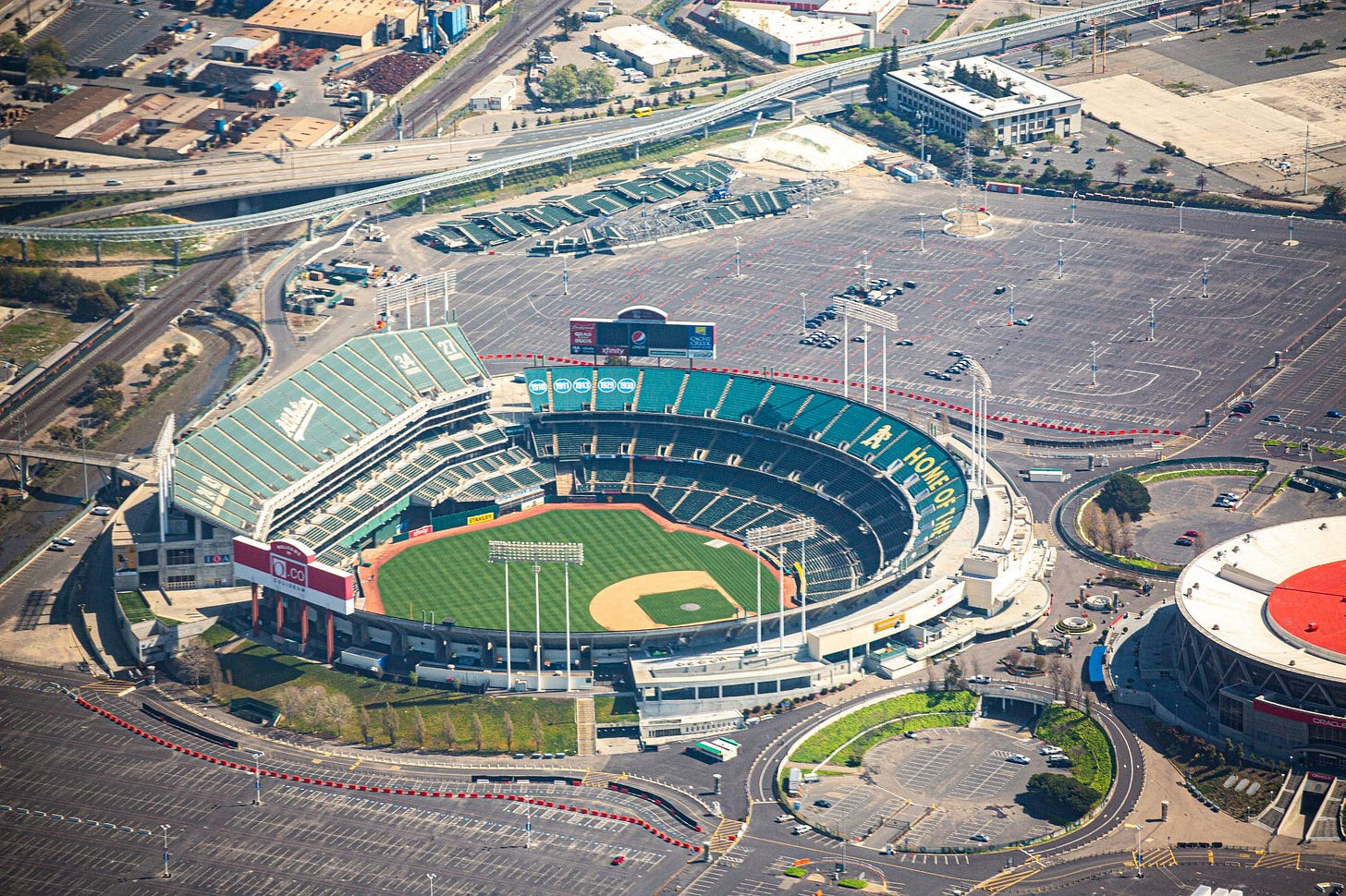 Oakland-Alameda County Coliseum Complex in Oakland, California, on Mar. 23, 2014. (Image source: Thomas Hawk / Creative Commons)