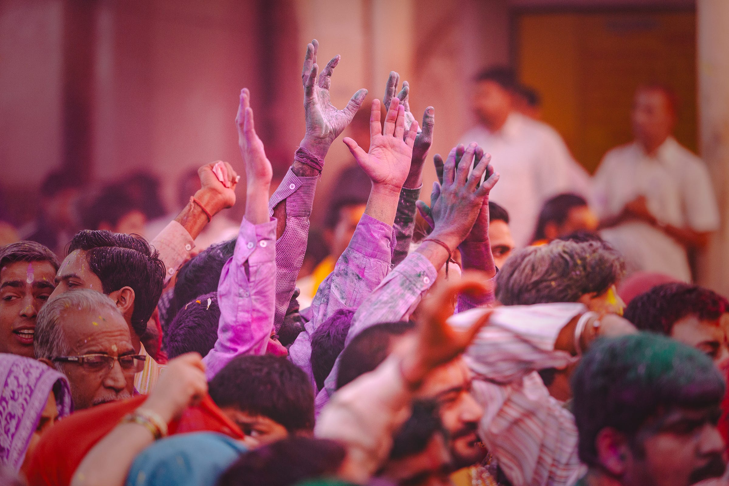 Radha Rani temple, Barsana, India. 1/800, ƒ/2.8, ISO 800, 150mm Radha Rani temple, Barsana, India. 1/800, ƒ/2.8, ISO 800, 150mm