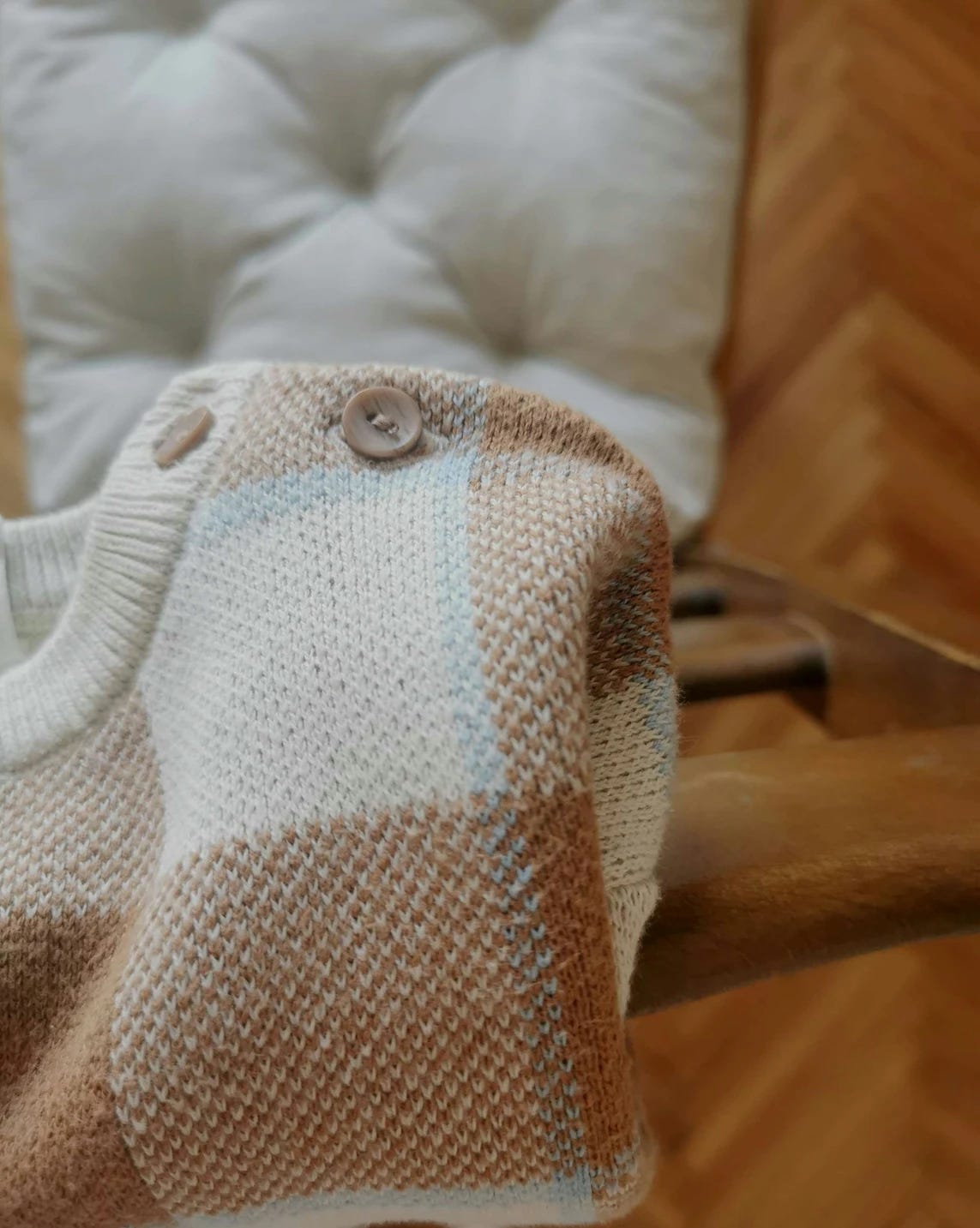 Tiny jumper for my tiny human. Autumn, we are ready.