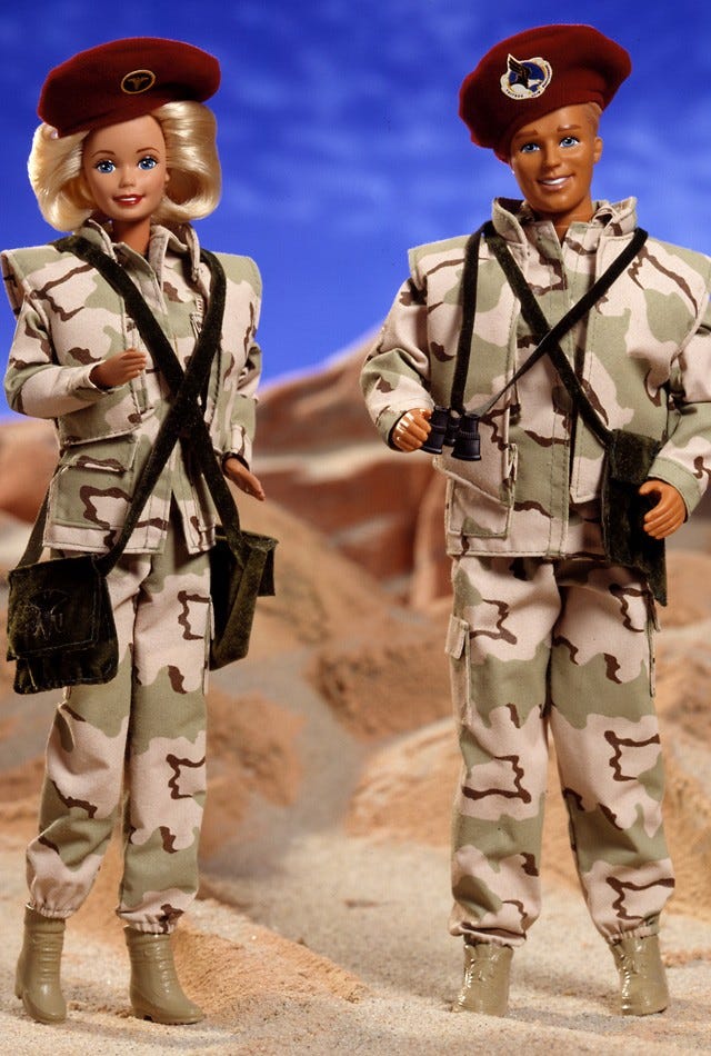 05626 Army Barbie & Ken Deluxe Set (Stars & Stripes) – Doll Peddlar 05626 Army Barbie & Ken Deluxe Set (Stars & Stripes) – Doll Peddlar