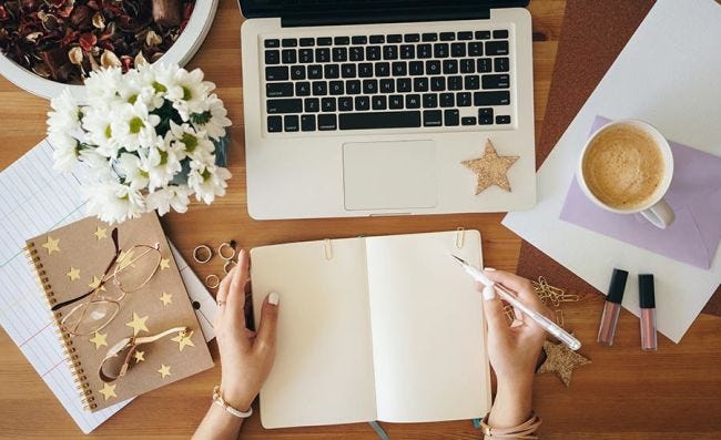 Why You Need a Content Style Guide & How To Create One | DesignRush