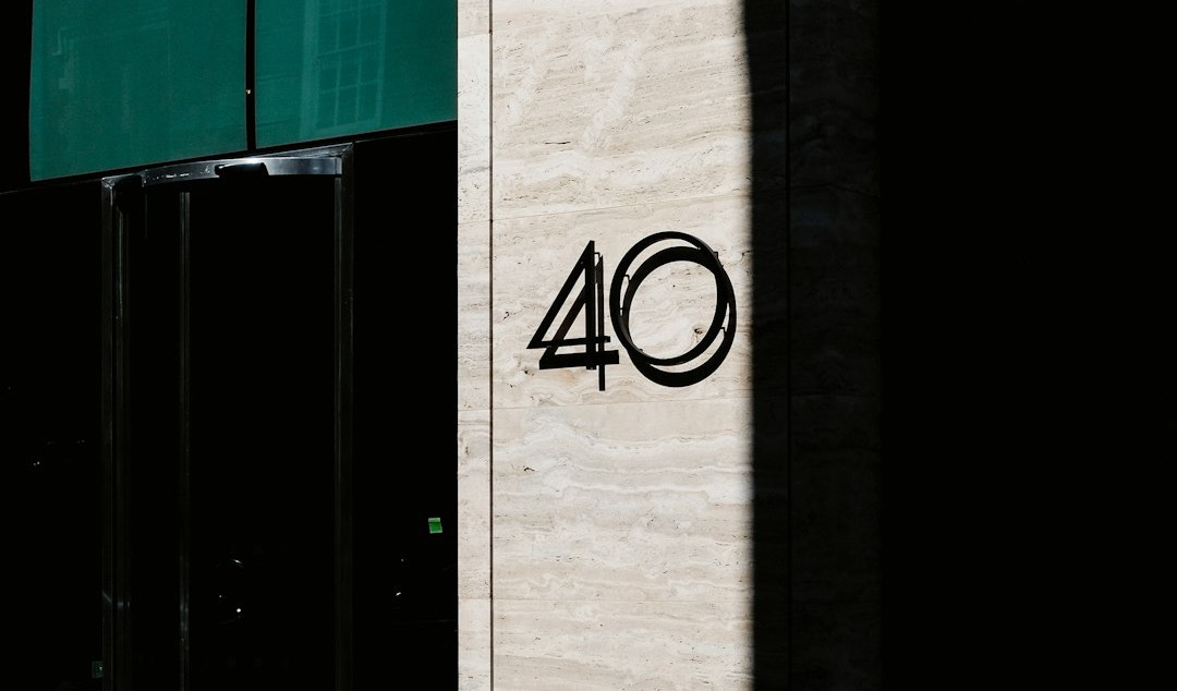 40 text wall decoration