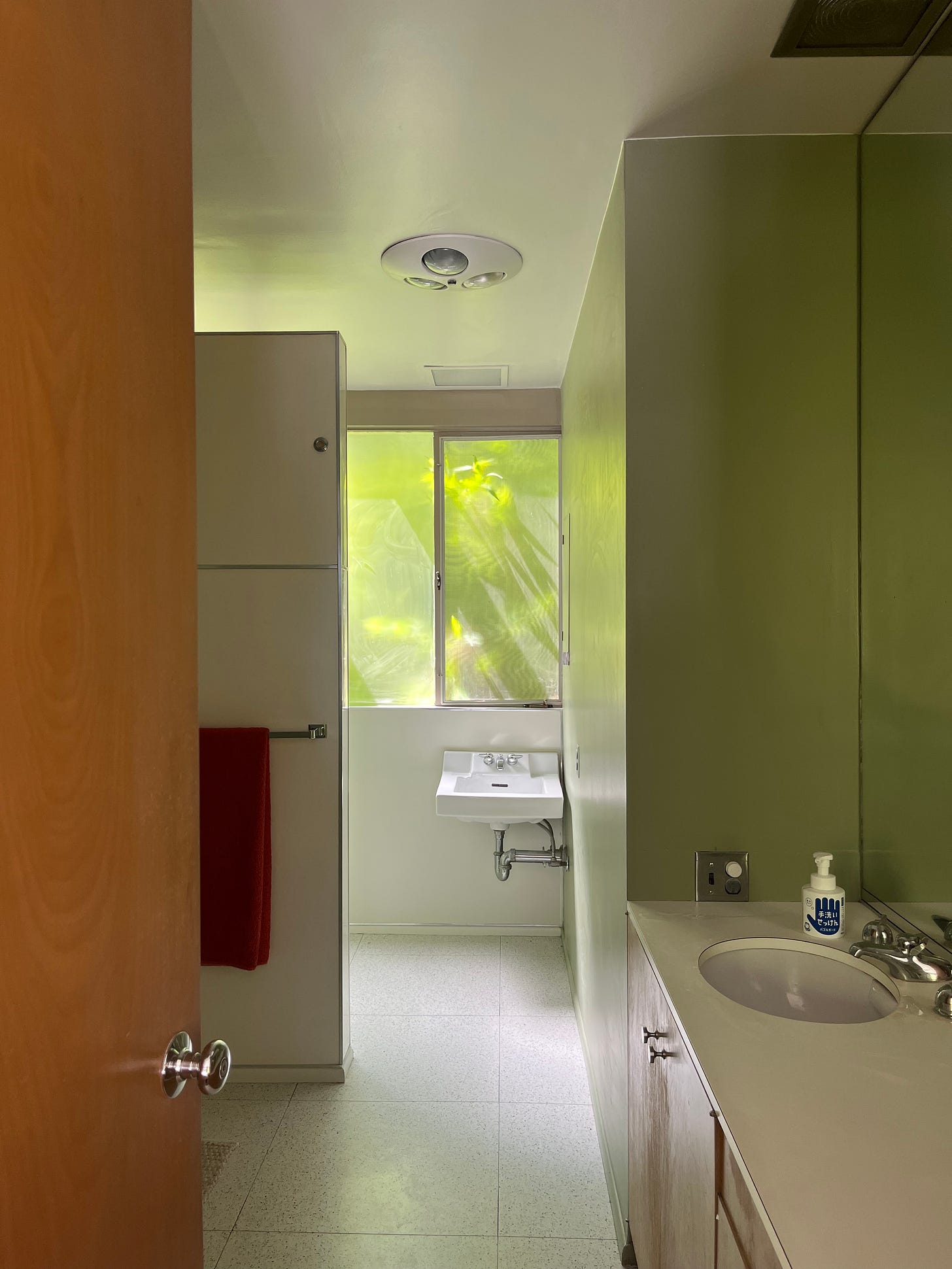 The upstairs bathroom of the Kambara Residence