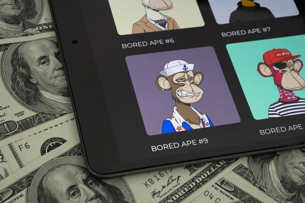 3+ Hundred Ape Dollar Royalty-Free Images, Stock Photos & Pictures ...