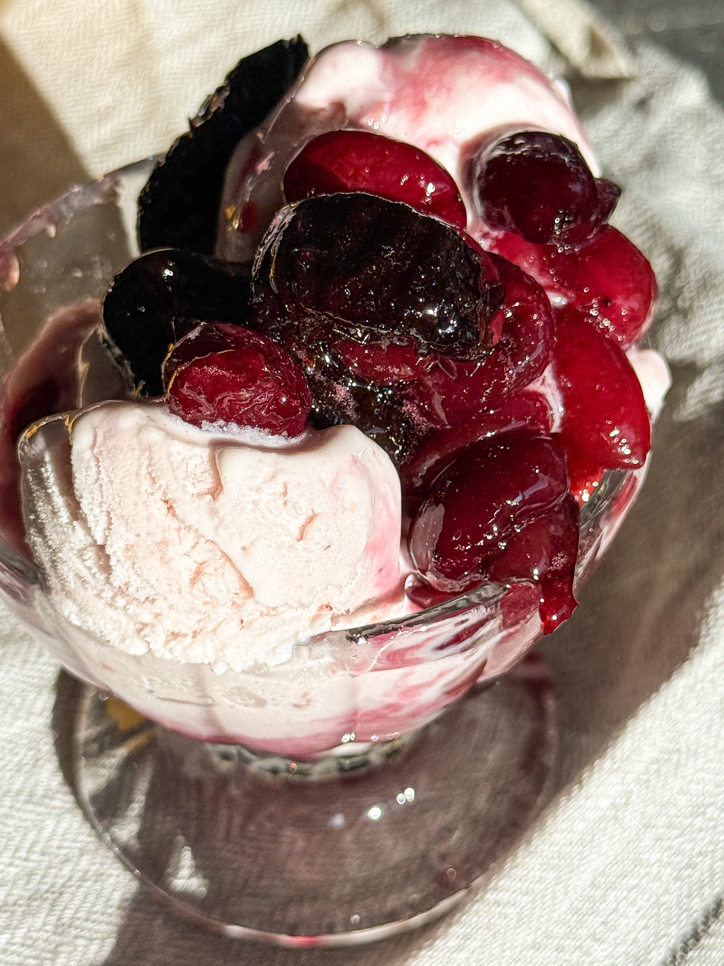 Cherry Jubilee x2 - by Jaíne Mackievicz - Dinner at Jaíne's