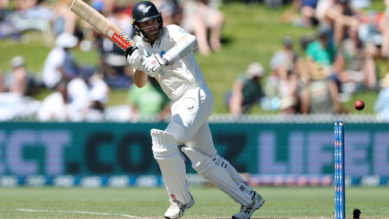 Kane Williamson turns leg side during his innings of 44, New Zealand vs England, 3rd Test, Hamilton, 1st day, December 14, 2024 Kane Williamson turns leg side during his innings of 44, New Zealand vs England, 3rd Test, Hamilton, 1st day, December 14, 2024