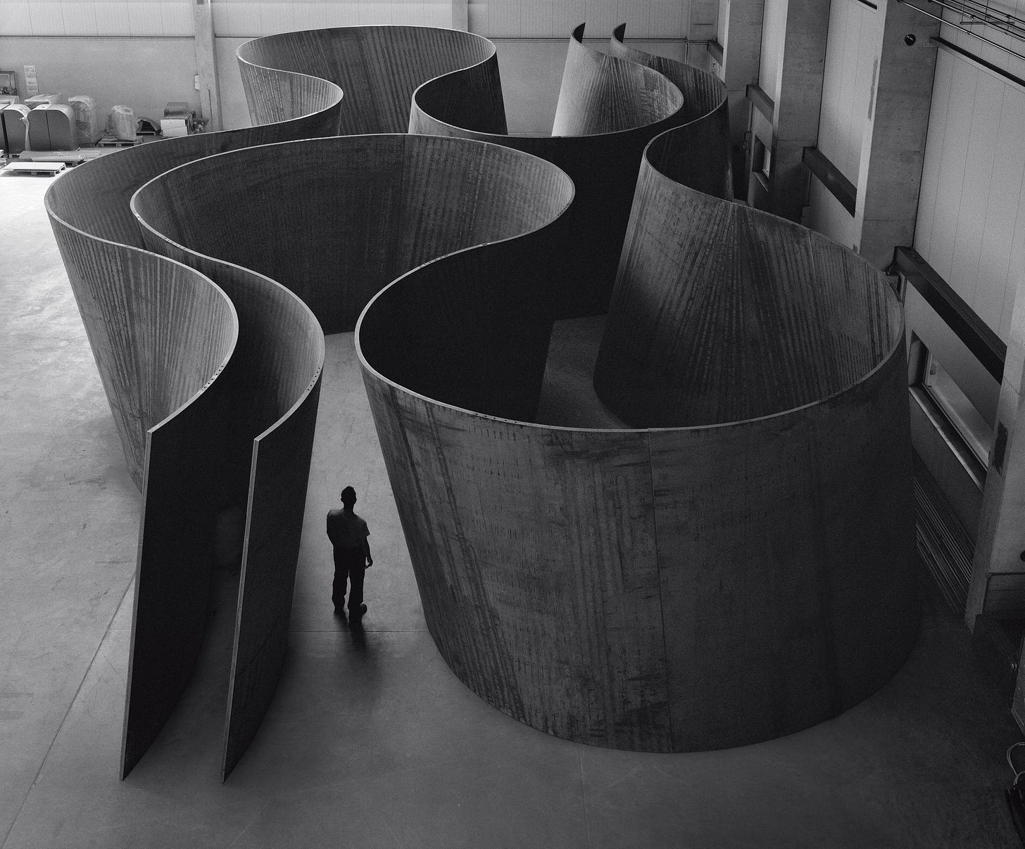 Richard Serra: New Sculpture, West 21st Street, New York, October 26,  2013–February 8, 2014 | Gagosian