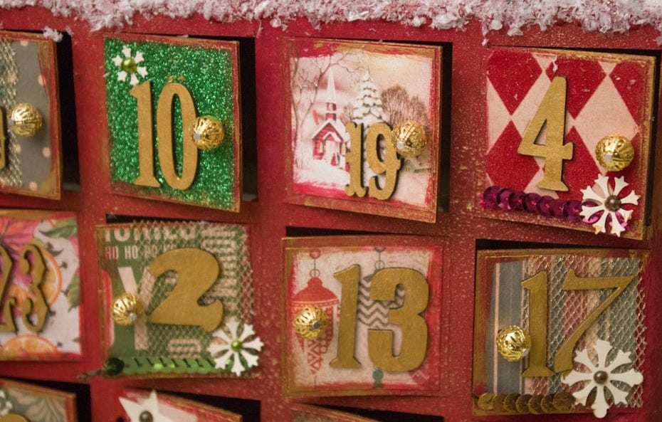 red and gold love print gift boxes red and gold love print gift boxes