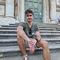 Vitalii Lakusta's avatar