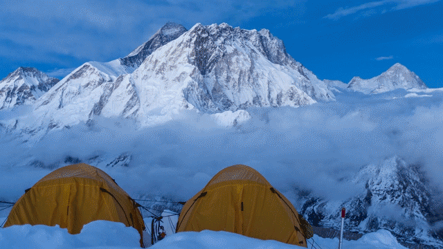 A Mt. Everest Time-Lapse Combines a Decade of Himalayan Explorations —  Colossal