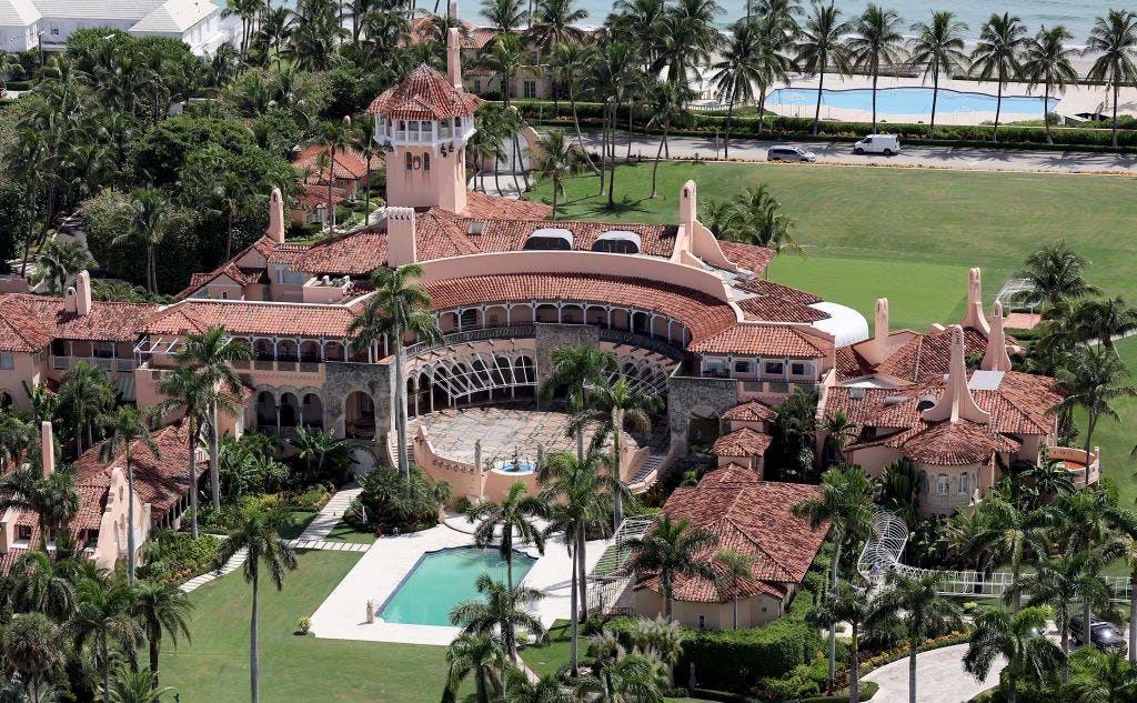 www.borowitzreport.com