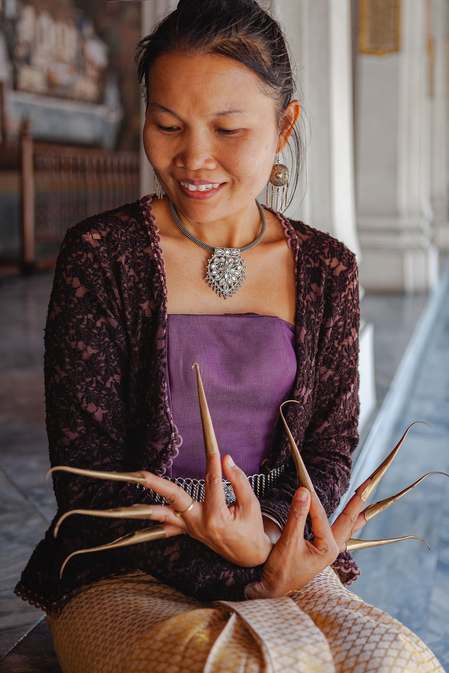 Khun Anong, Grand Palace, Bangkok, Thailand. 1/80, ƒ/2.8, ISO 100, 46mm. © Gavin Gough